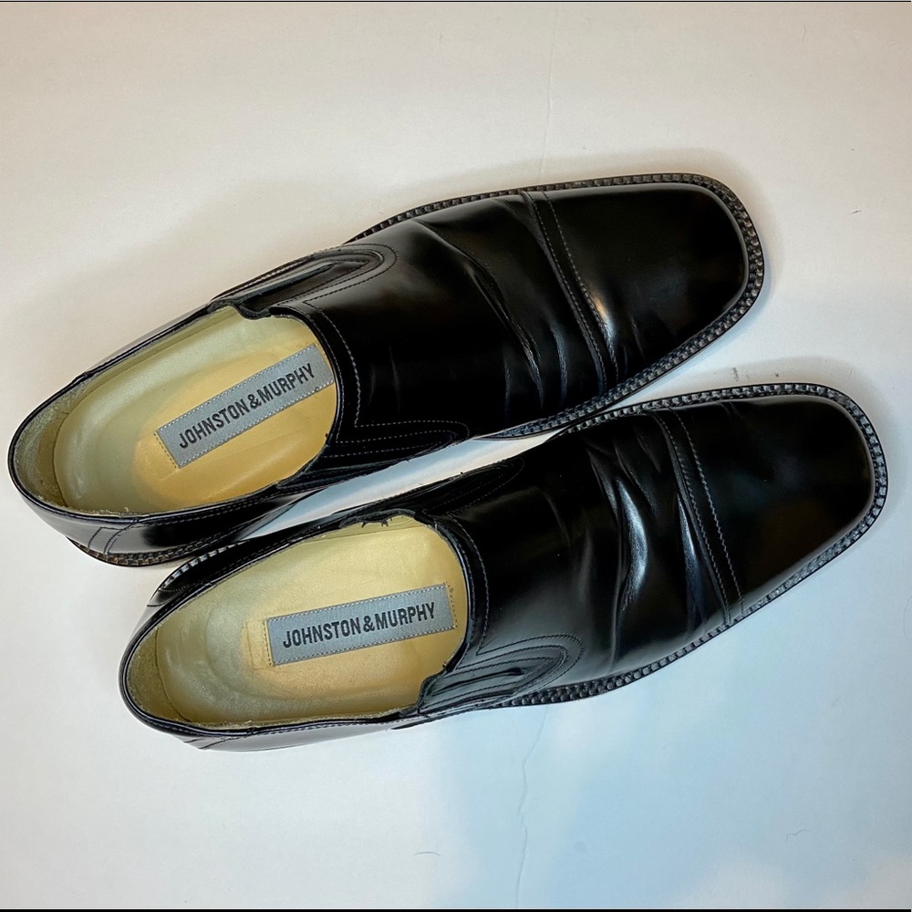 Johnston & Murphy Men’s Leather dress shoes